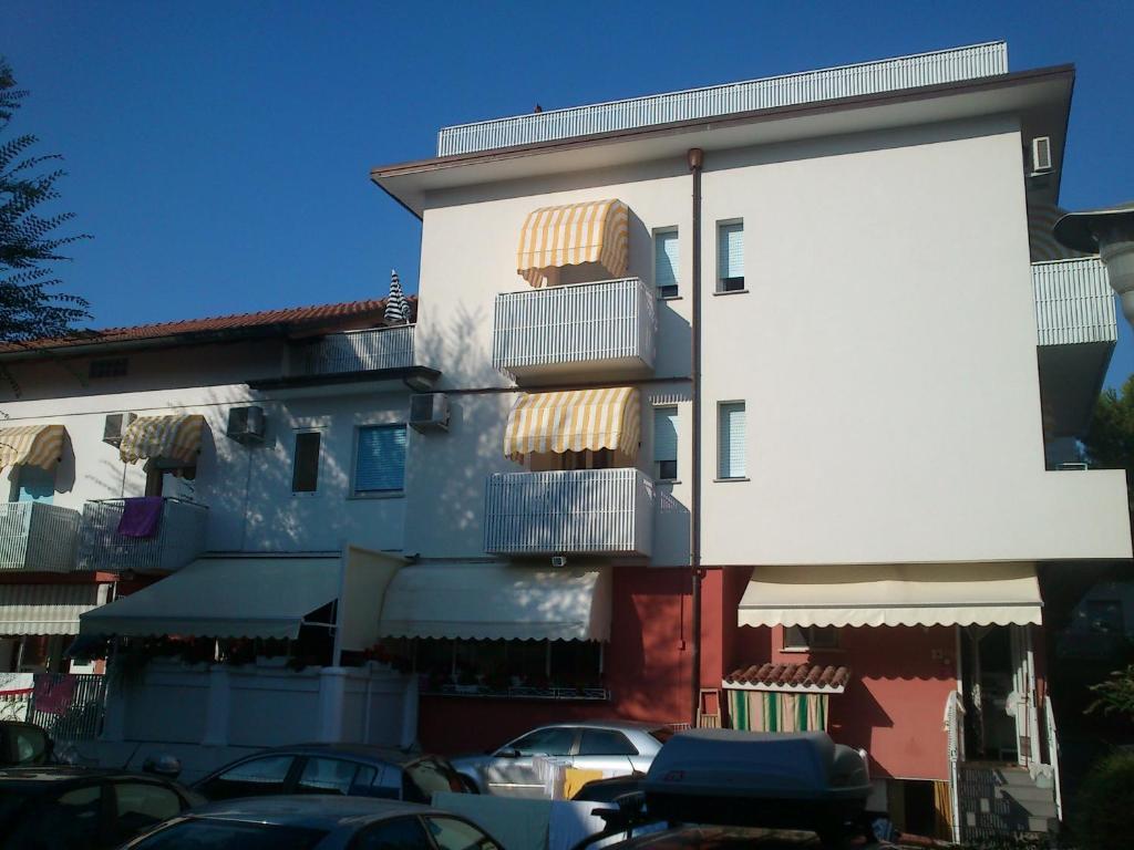 Hotel La Parigina Lignano Sabbiadoro Eksteriør bilde